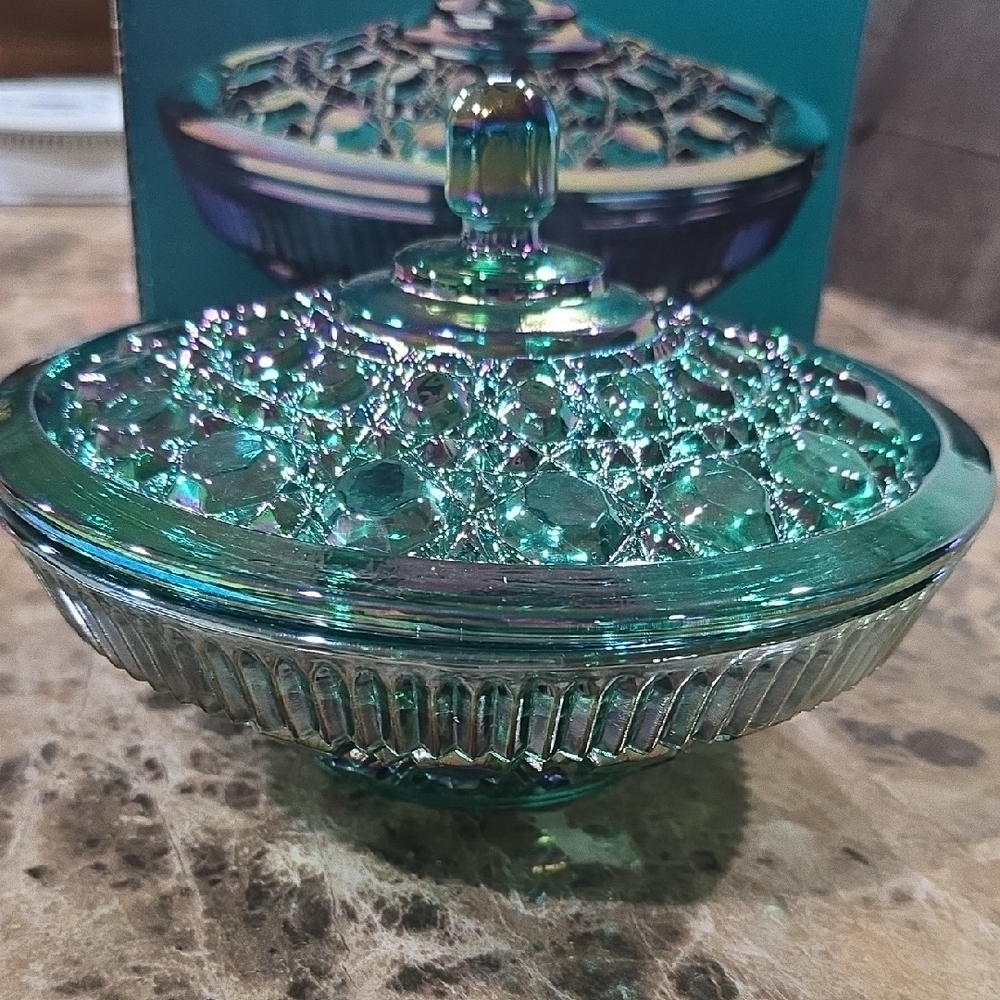 Carnival Windsor Candy Box - Iridescent Blue. EUC comes In Original Box - Picture 2 of 5
